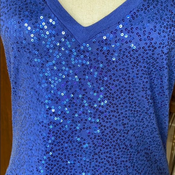Express royal blue V-neck sequins T Medium - Picture 2 of 5